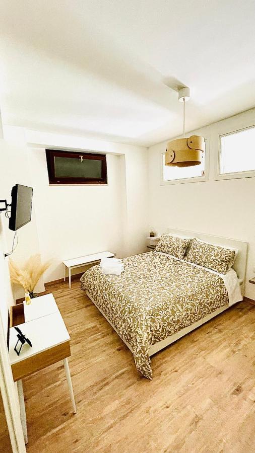 The Mule Apartment Матера Экстерьер фото