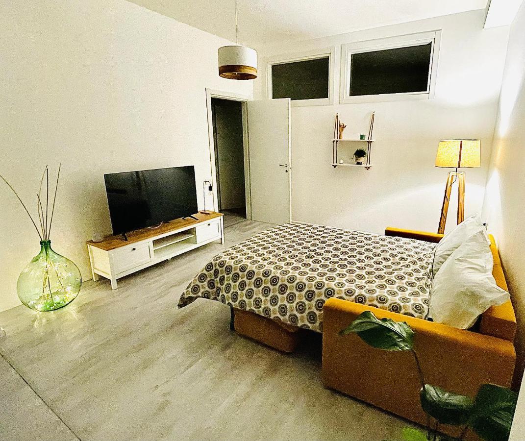 The Mule Apartment Матера Экстерьер фото
